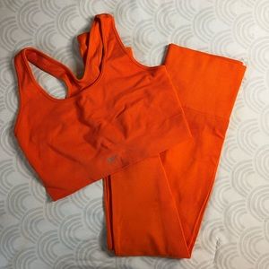 SET ACTIVE Orange Madelyn Cline collection
